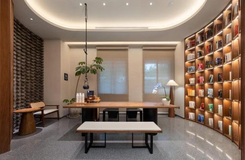 Jin'an District Hotel | Atour Hotel, Doumen Metro Station, Hualin Road, Fuzhou