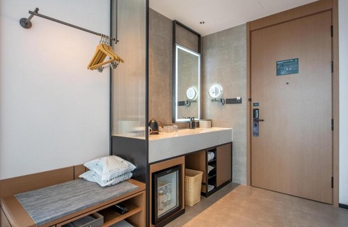 Shunde Hotel | Atour Hotel Foshan Shunde Fisherman's Wharf