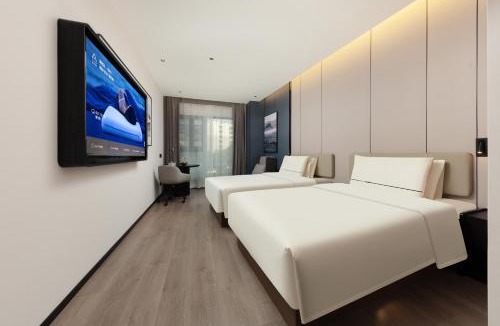 Jin'an District Hotel | Atour Hotel Fuzhou Financial Street Wanda Guangming Harbour Metro Station