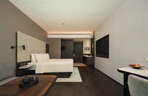 Huadu Hotel | Atour Hotel Guangzhou Baiyun International Airport Baotailai Center