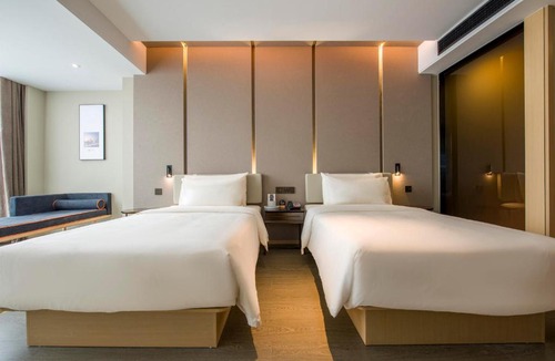 Huadu Hotel | Atour Hotel Guangzhou Huadu Financial Center