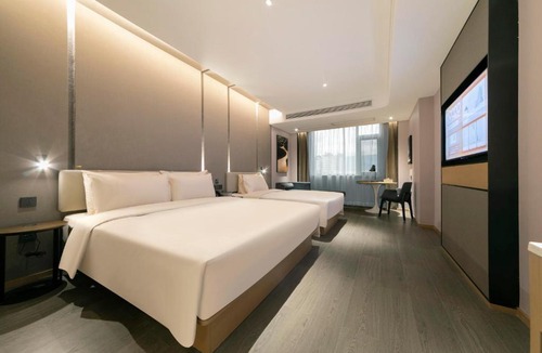 Xiufeng Hotel | Atour Hotel Guilin Two Rivers and Four Lakes Elephant Trunk Hill