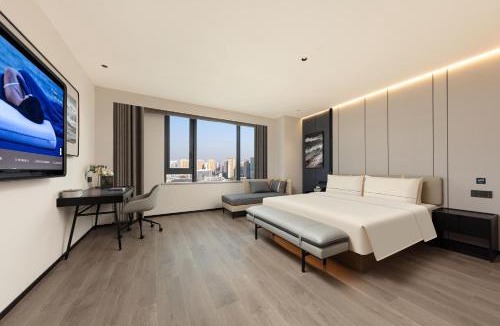 Yuhang District Hotel | Atour Hotel Hangzhou Cainiao Headquarter Fengxin Road