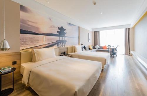 Yuhang District Hotel | Atour Hotel Hangzhou Future Technology City Haichuang Park