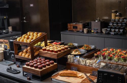 Yuhang District Hotel | Atour Hotel Hangzhou Linping Century Park