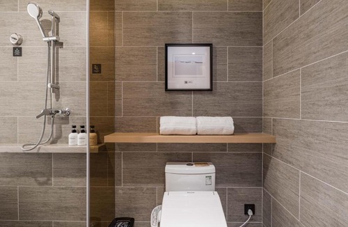 Downtown Hangzhou Hotel | Atour Hotel Hangzhou West Lake Wulin Plaza North Jianguo Road