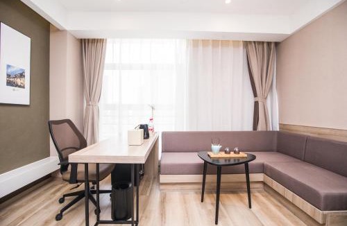 Bozhoulu Subdistrict Hotel | Atour Hotel Hefei Luyang Wanxianghui