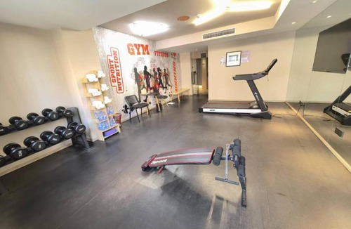Zhangdian District Hotel | Atour Hotel High Speed Railway North Station Zibo Hi tech Zone