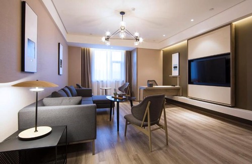 Houma Hotel | Atour Hotel (Houma Xintian Square)