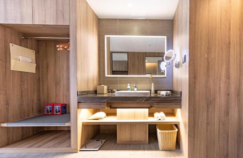 Huiyang Hotel | Atour Hotel Huizhou Huiyang High-speed Railway Station