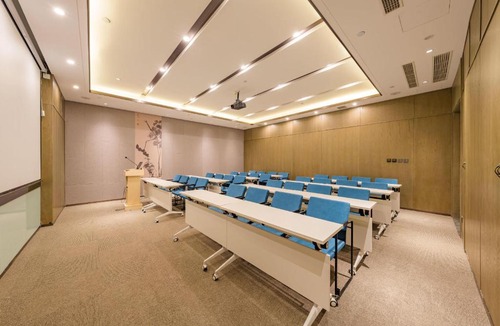Anci Hotel | Atour Hotel Langfang Railway Station