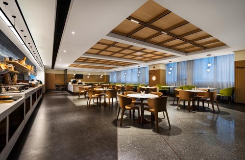 Buji Hotel | Atour Hotel Longgang gankeng Ancien Ttown