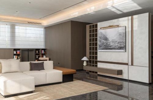 Luolong Hotel | Atour Hotel, Longmen Avenue, Longmen Station, Luoyang