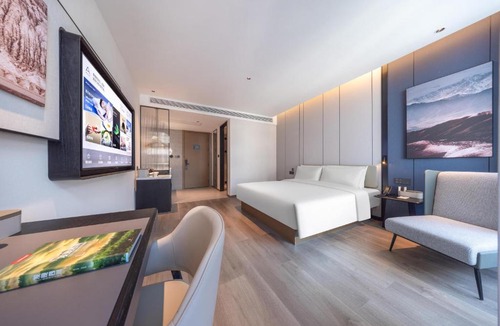 Jiangyang District Hotel | Atour Hotel Luzhou Finance Centre