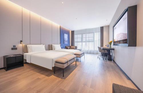 Meishan Hotel | Atour Hotel Meishan Pengshan North Railway Station