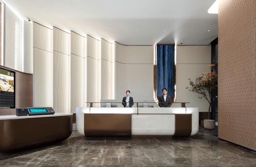Meixian Hotel | Atour Hotel Meizhou West Station R&F Center
