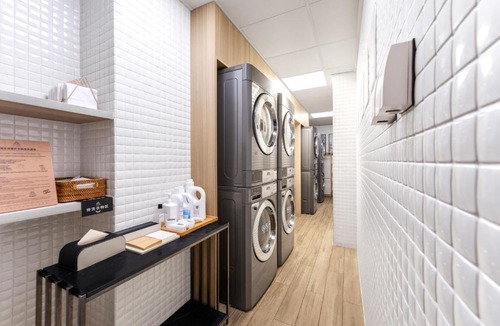 Downtown Shanghai Hotel | Atour Hotel Nanjing East Road