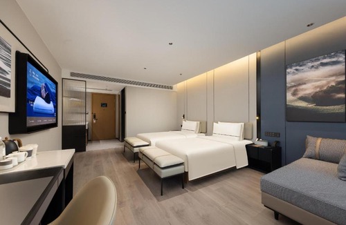 Haimen Hotel | Atour Hotel Nantong Haimen Wenfeng Dashijie
