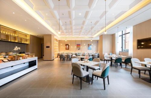 Fenghua Hotel | Atour Hotel Ningbo Fenghua Huizheng Street