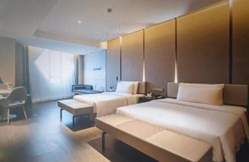 Xiangshan Hotel | Atour Hotel Ningbo Xiangshan People's Square