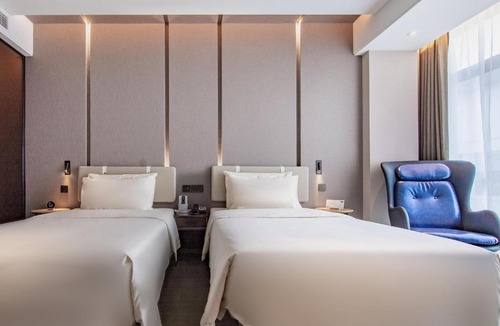 Zhonggongmiao Hotel | Atour Hotel Ningbo Yinzhou Wanda Mingzhouli