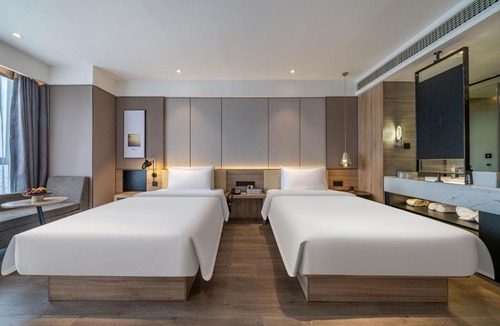 Xinzhou District Hotel | Atour Hotel Phoenix Avenue Shangrao