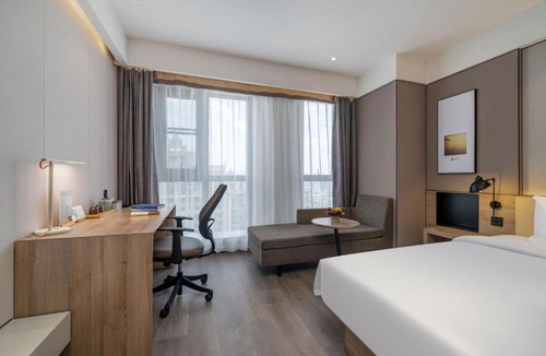 Xinzhou District Hotel | Atour Hotel Phoenix Avenue Shangrao