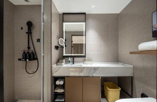 Weidong Hotel | Atour Hotel Qidong Wenfeng World People's West Road