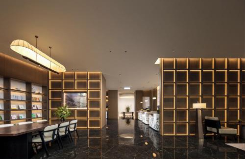 Shibei Hotel | Atour Hotel Qingdao Central Business District Shandong Road