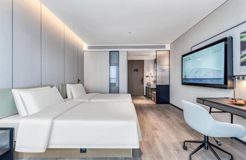 Qingdao Hotel | Atour Hotel Qingdao Huangdao Jiuding Peak