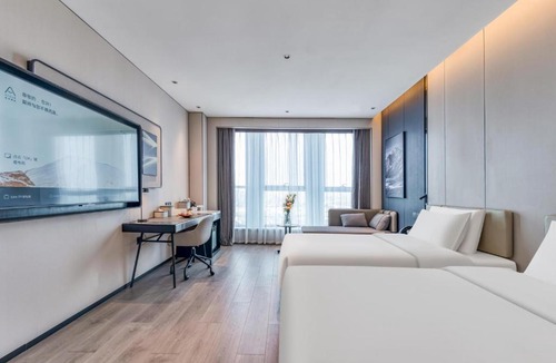 Qingdao Hotel | Atour Hotel Qingdao Huangdao Jiuding Peak