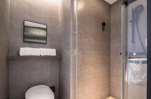 Qingdao City Center Hotel | Atour Hotel Qingdao May Fourth Square Meikal
