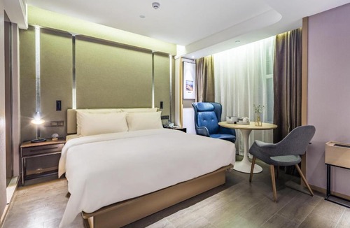 Sifang District Hotel | Atour Hotel Qingdao North Station New City Center