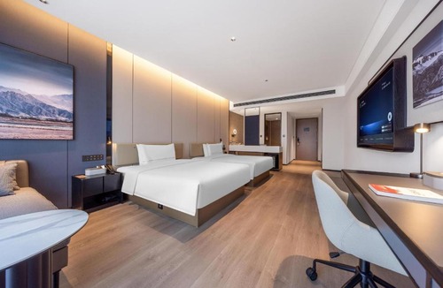 West Coast Hotel | Atour Hotel Qingdao West Coast City Balcony