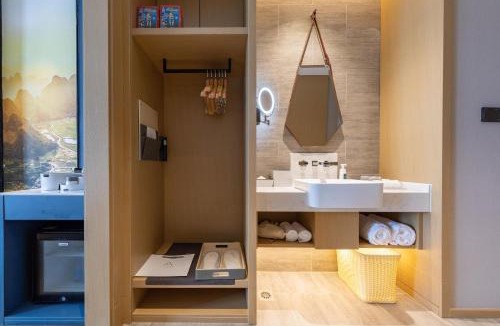 Shifutou Hotel | Atour Hotel Qingyuan Shunying Guangbai
