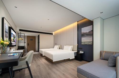 Tianya District Hotel | Atour Hotel Sanya Bay Fenghuang Road