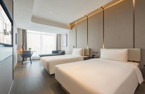 Zhabei Hotel | Atour Hotel Shanghai Daning North High Tech Park