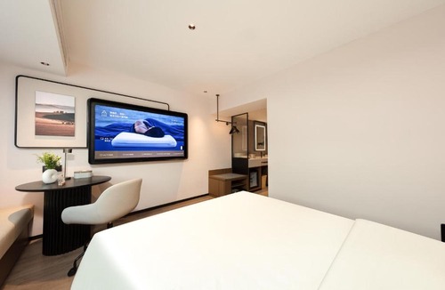 Dapuqiao Hotel | Atour Hotel Shanghai Dapuqiao Sun Moon Light Center, Near Tianzifang