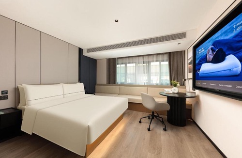 Dapuqiao Hotel | Atour Hotel Shanghai Dapuqiao Sun Moon Light Center, Near Tianzifang
