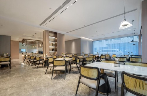 Minhang Hotel | Atour Hotel Shanghai Hongqiao Xinzhuang Business District