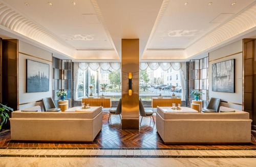 Jinqiao Hotel | Atour Hotel Shanghai Pudong Jinqiao International Commercial Plaza