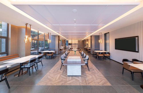 Chengqu District Hotel | Atour Hotel Shanwei High-Speed Railway Station Binhai Park
