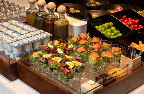 Shen He Hotel | Atour Hotel Shenyang North Railway Station Shifu Avenue
