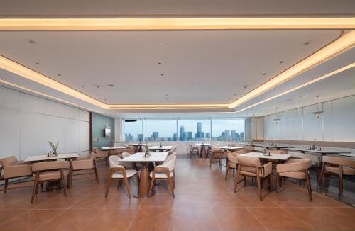 He Ping Hotel | Atour Hotel Shenyang Youth Avenue Square
