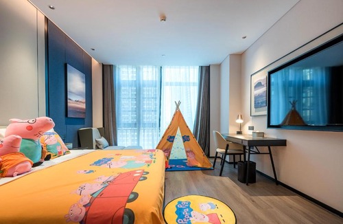 Shajing Hotel | Atour Hotel Shenzhen Baoan Vanke Star City