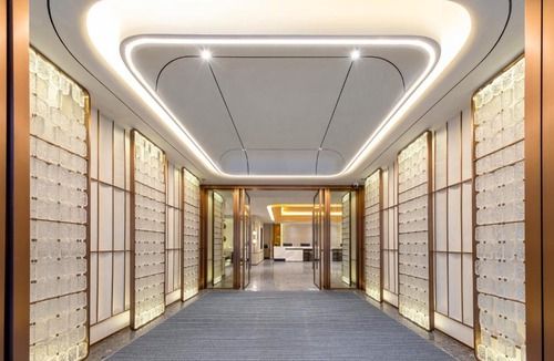 Central Business District Hotel | Atour Hotel Shenzhen Futian CBD Gangxia North Metro Station