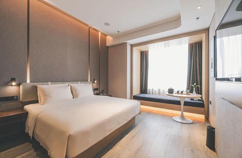 Luohu Hotel | Atour Hotel Shenzhen Luohu Shuibei IBC