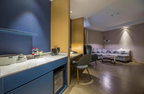 Nanshan Hotel | Atour Hotel Shenzhen Nanshan Shekou