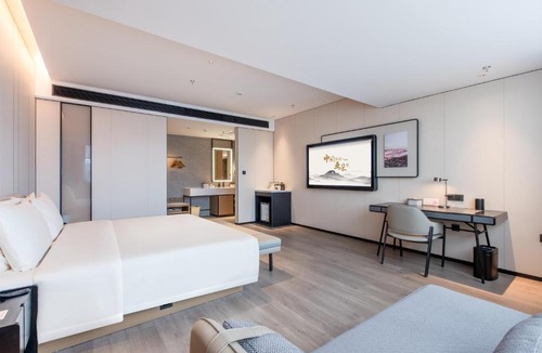 Kengzi Hotel | Atour Hotel Shenzhen Pingshan Kengzi Metro Station