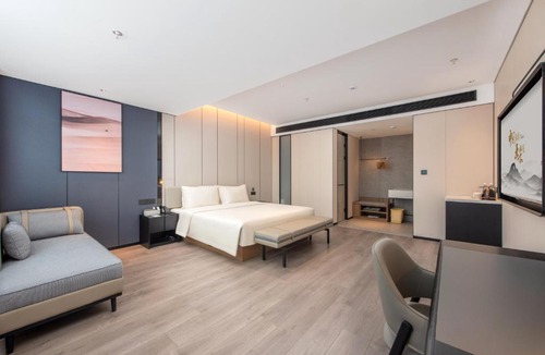 Kengzi Hotel | Atour Hotel Shenzhen Pingshan Kengzi Metro Station